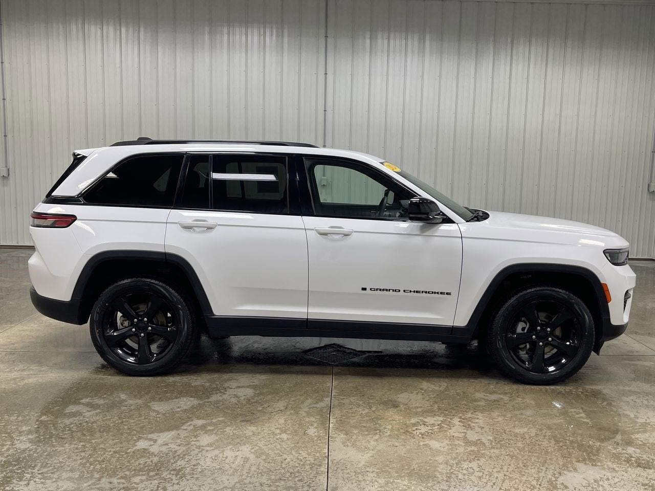 2024 Jeep Grand Cherokee Altitude