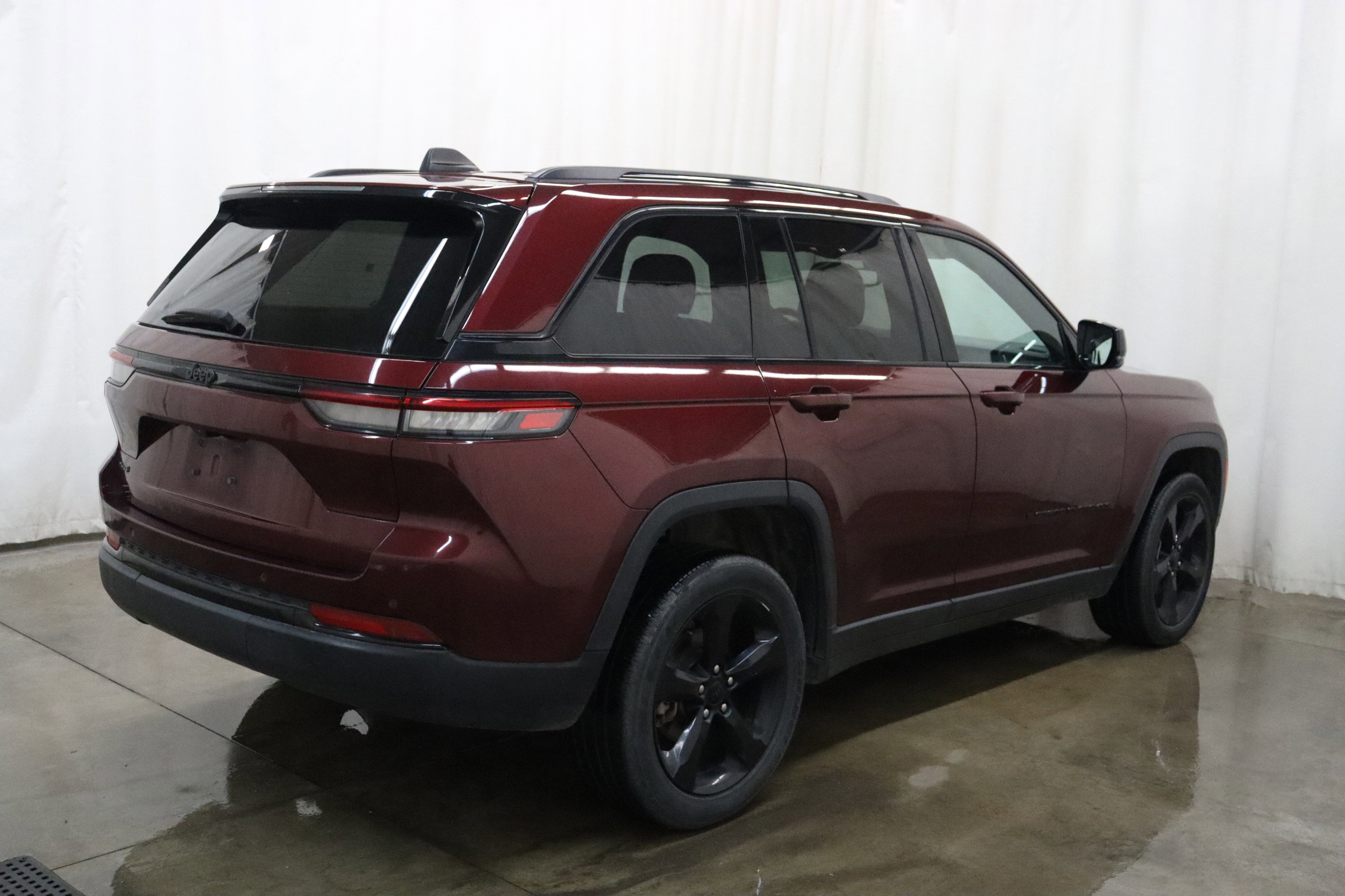 2024 Jeep Grand Cherokee Altitude