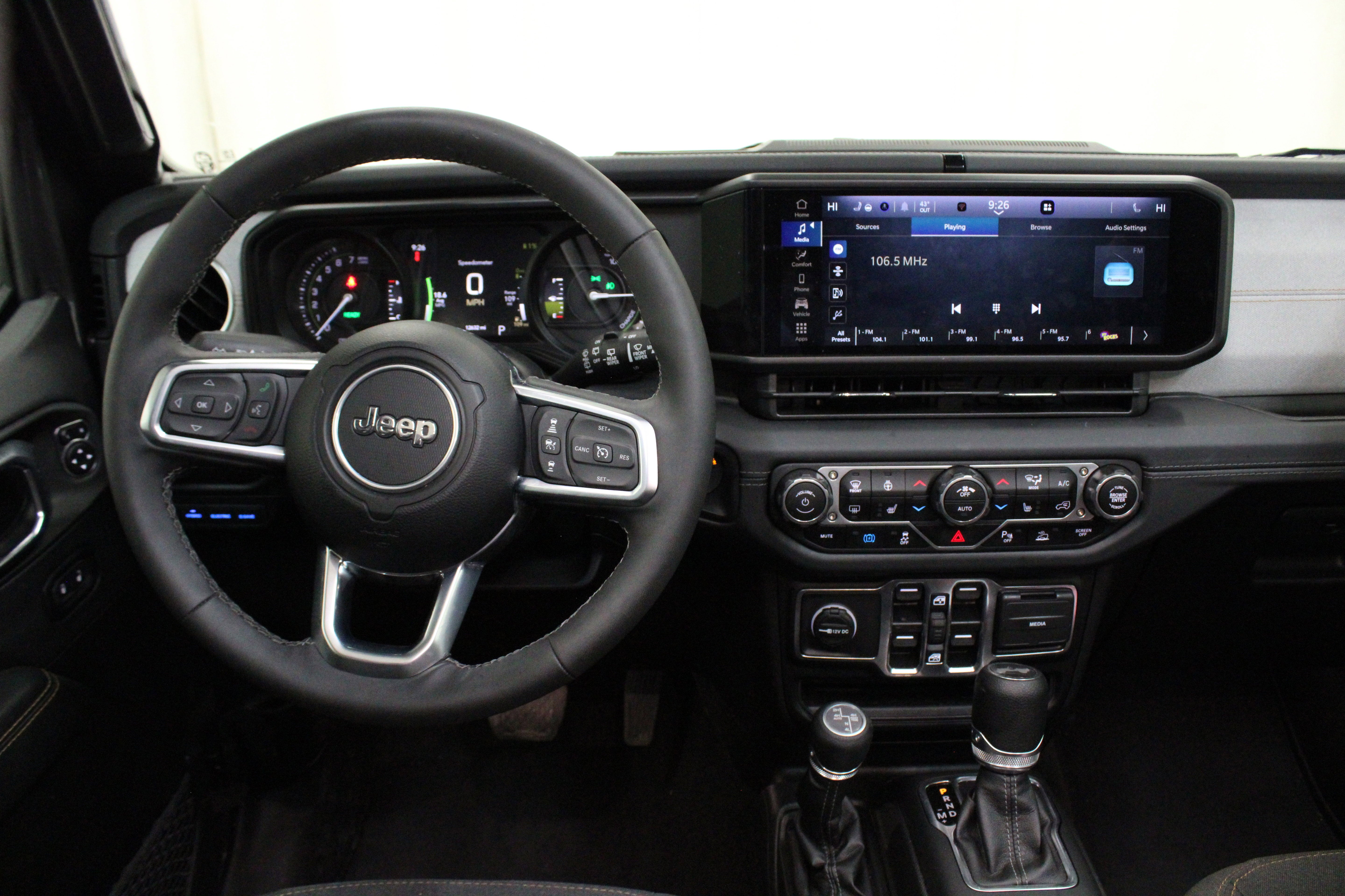 2025 Jeep Wrangler 4xe Sahara