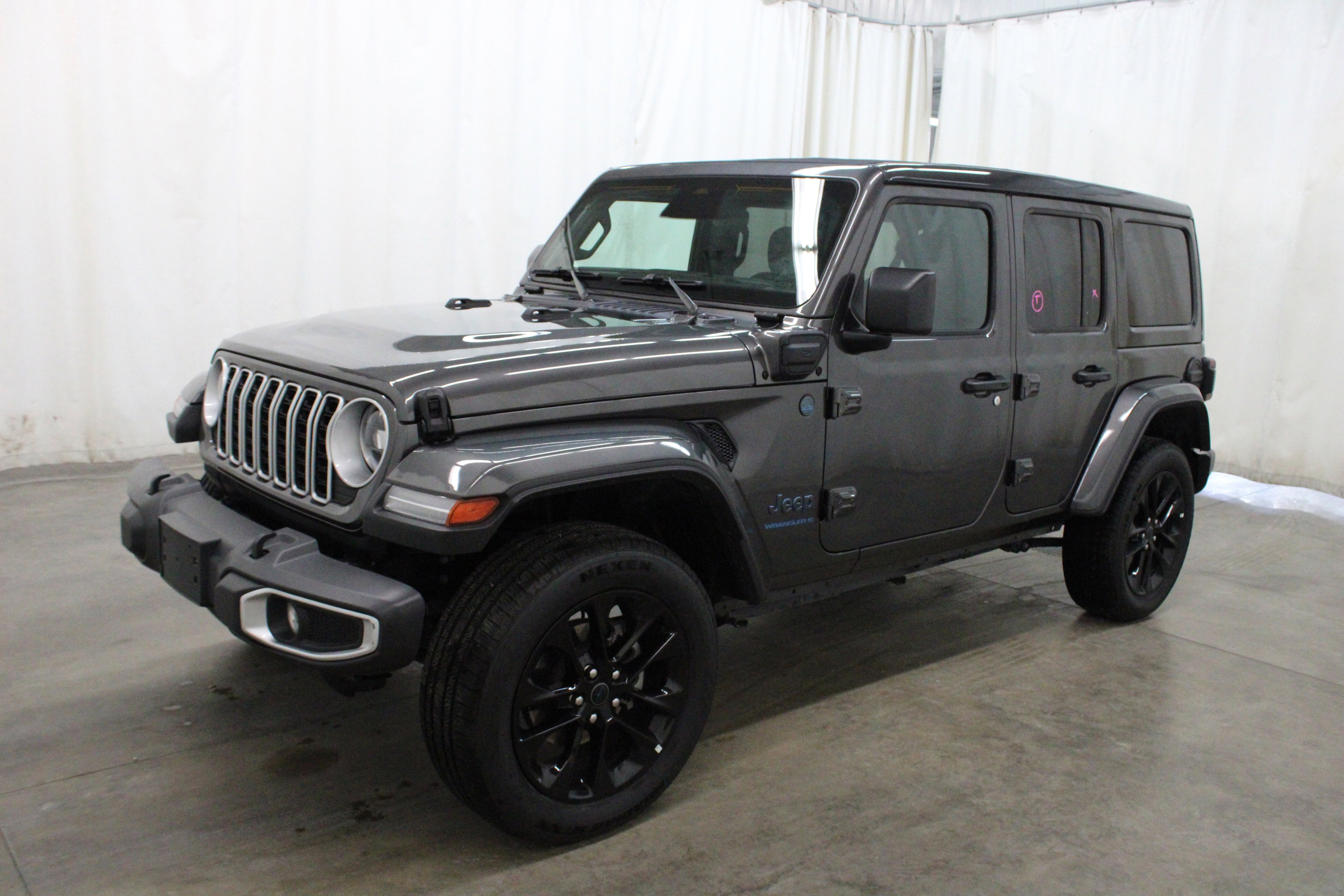 2025 Jeep Wrangler 4xe Sahara