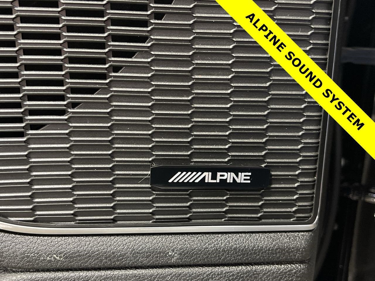 2024 Jeep Grand Cherokee 4xe GLOBAL BLACK