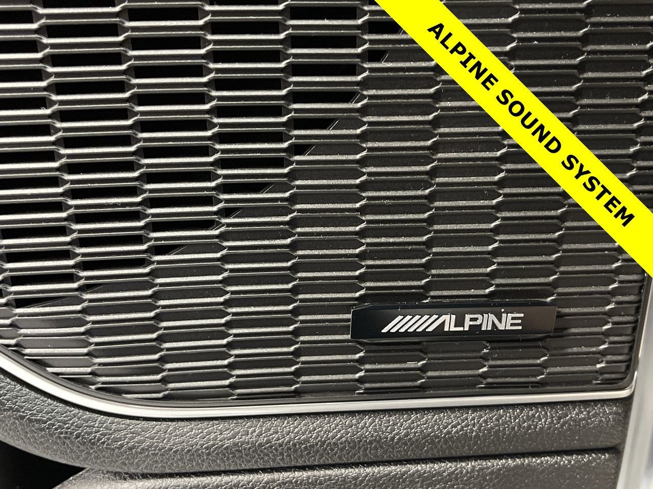 2024 Jeep Grand Cherokee 4xe GLOBAL BLACK