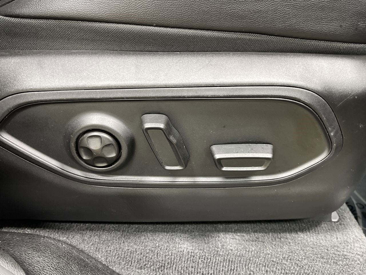 2023 Jeep Grand Cherokee 4xe GLOBAL BLACK