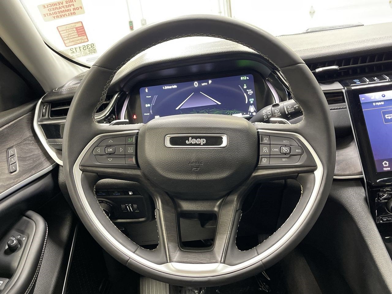 2023 Jeep Grand Cherokee 4xe GLOBAL BLACK