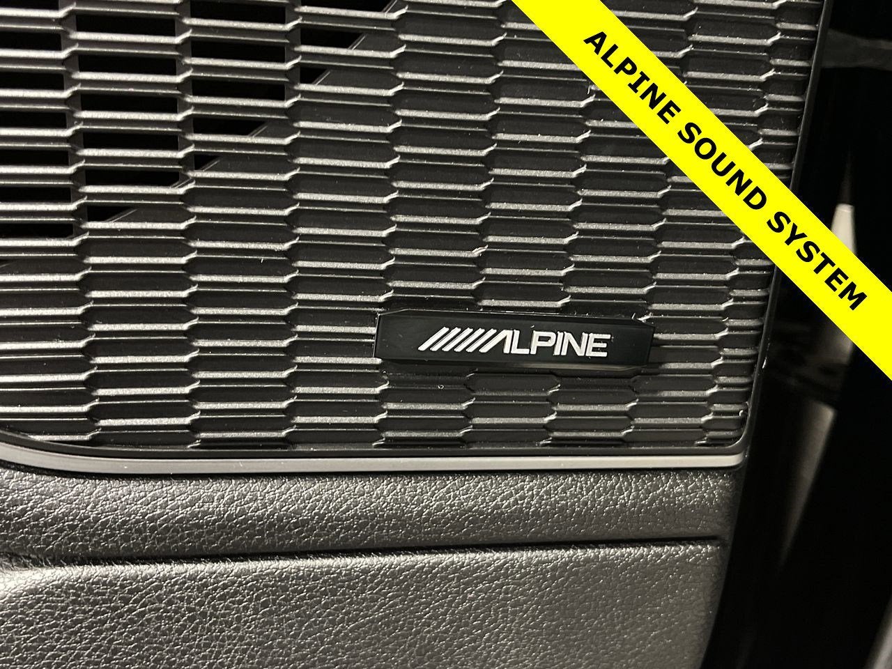 2023 Jeep Grand Cherokee 4xe GLOBAL BLACK