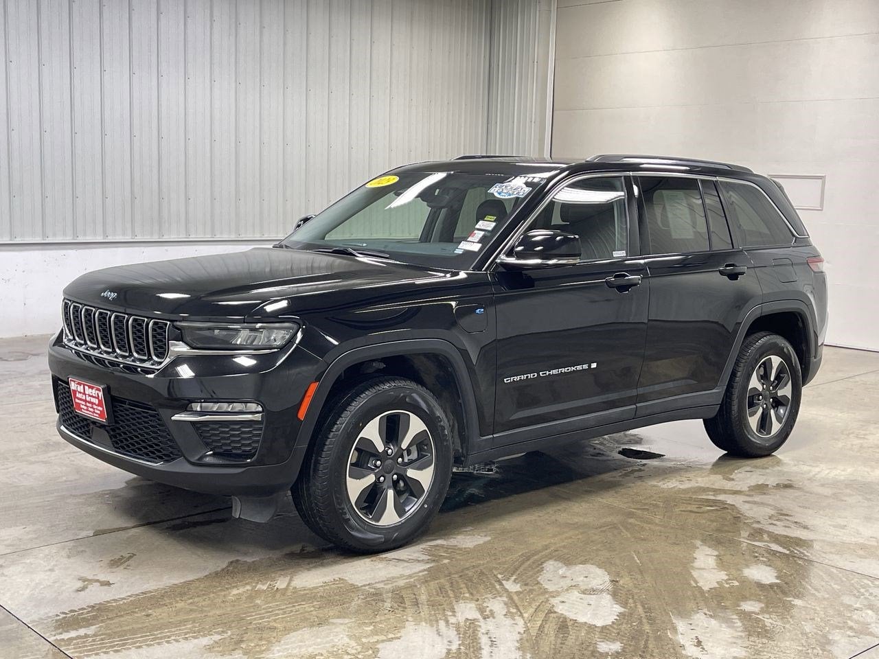 2023 Jeep Grand Cherokee 4xe GLOBAL BLACK