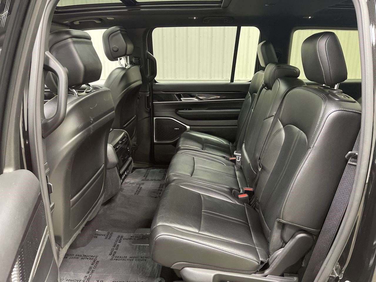 2023 Jeep Wagoneer L GLOBAL BLACK