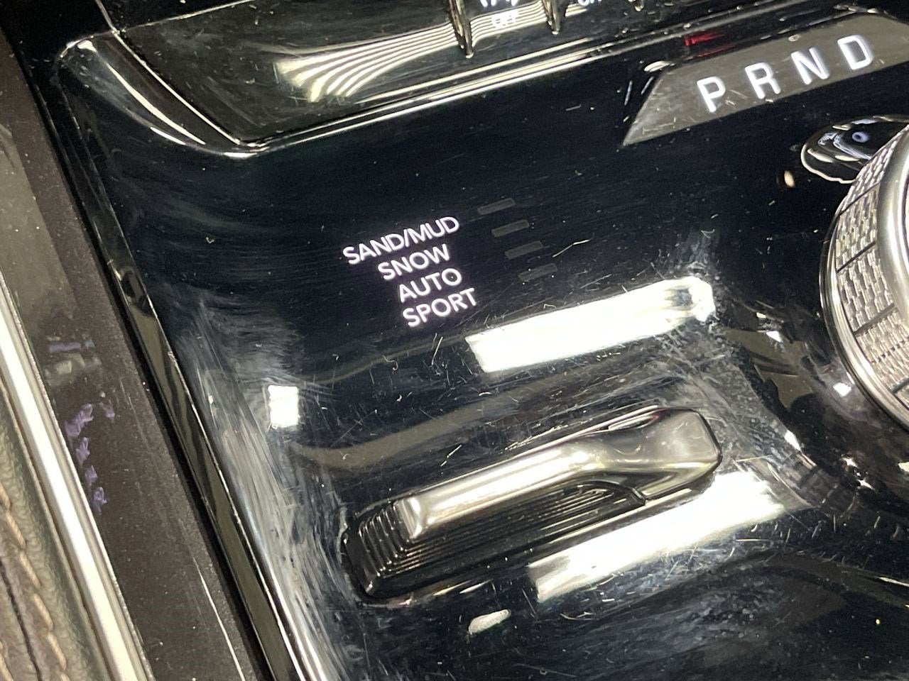 2023 Jeep Wagoneer L GLOBAL BLACK