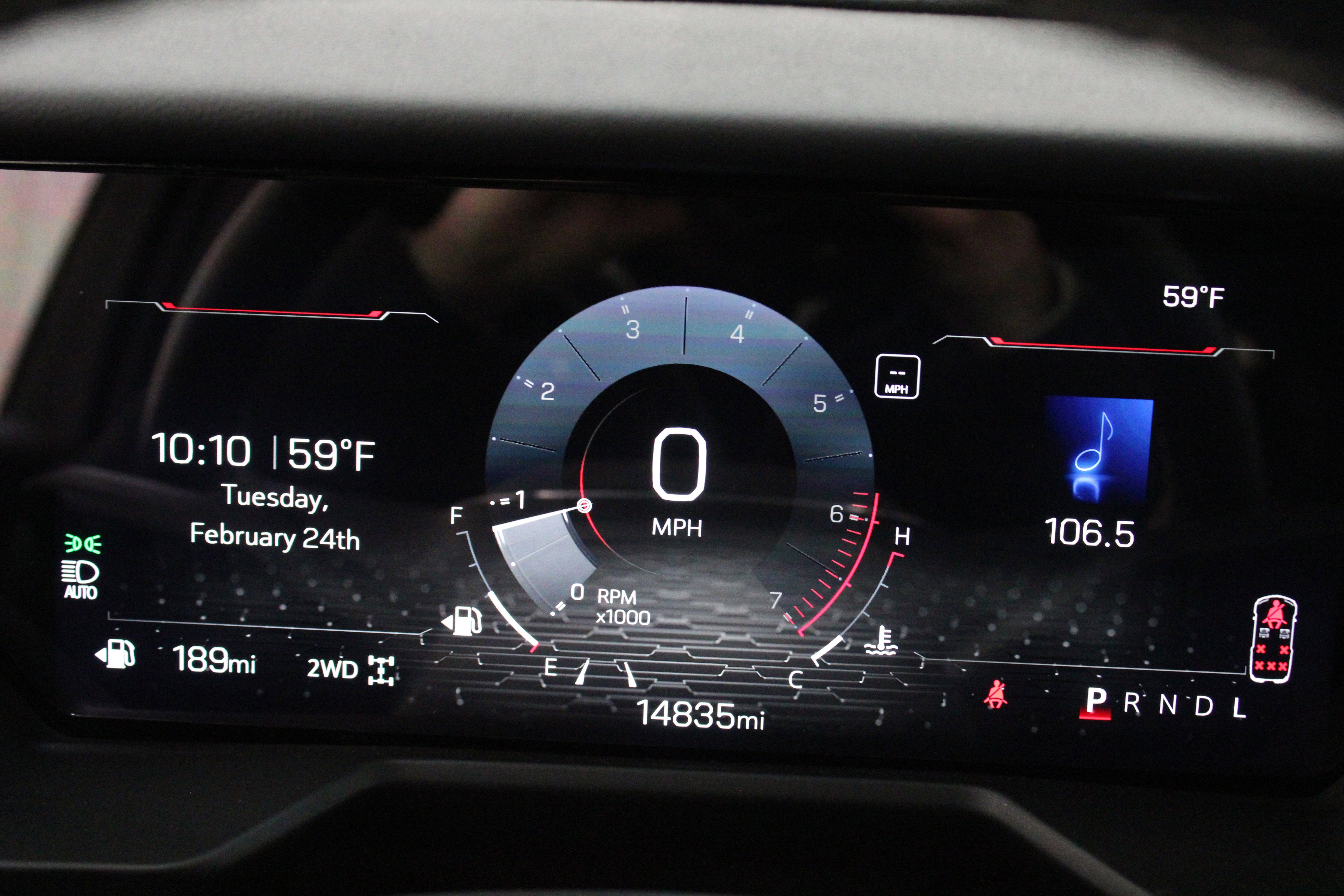 2025 GMC Acadia Denali