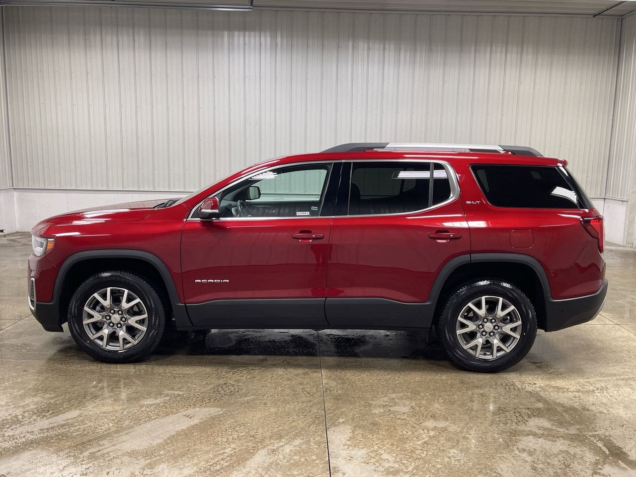 2022 GMC Acadia SLT