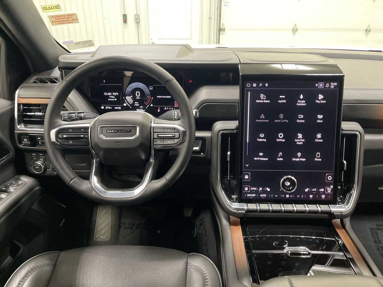 2025 GMC Yukon XL Denali