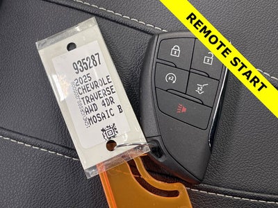 2025 Chevrolet Traverse LT