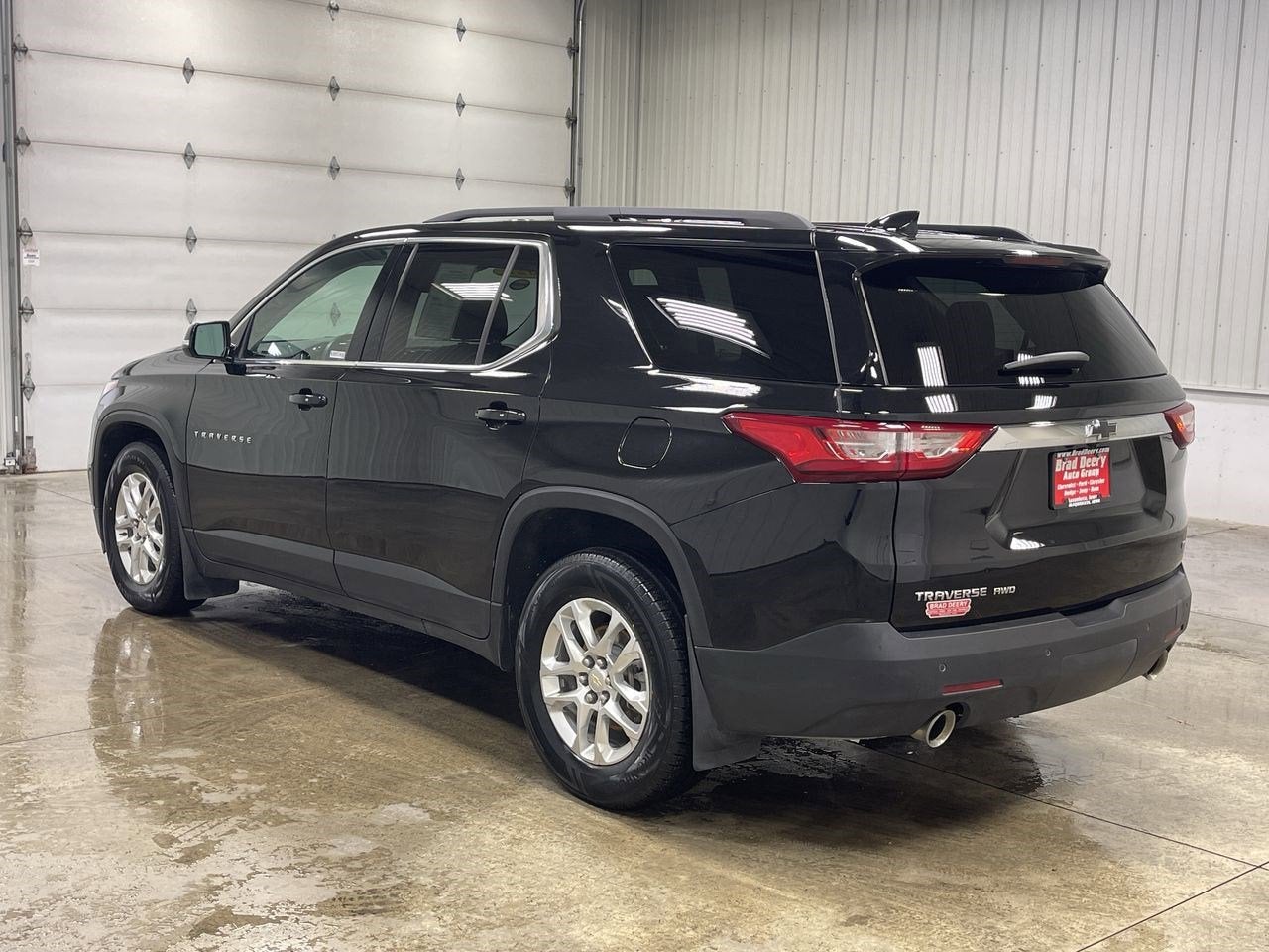 2021 Chevrolet Traverse LT Leather