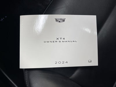 2024 Cadillac XT4 Premium Luxury