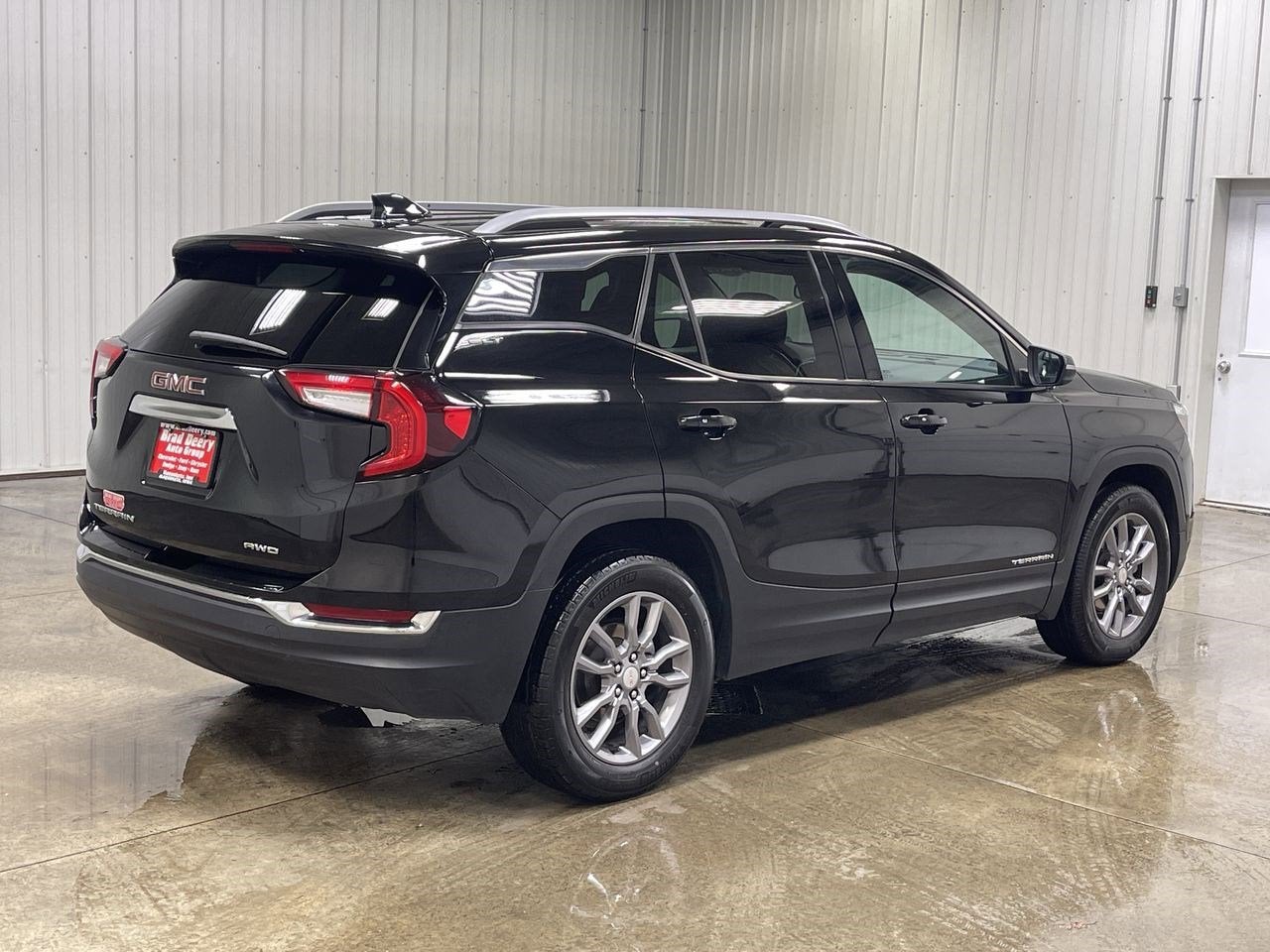 2024 GMC Terrain SLT