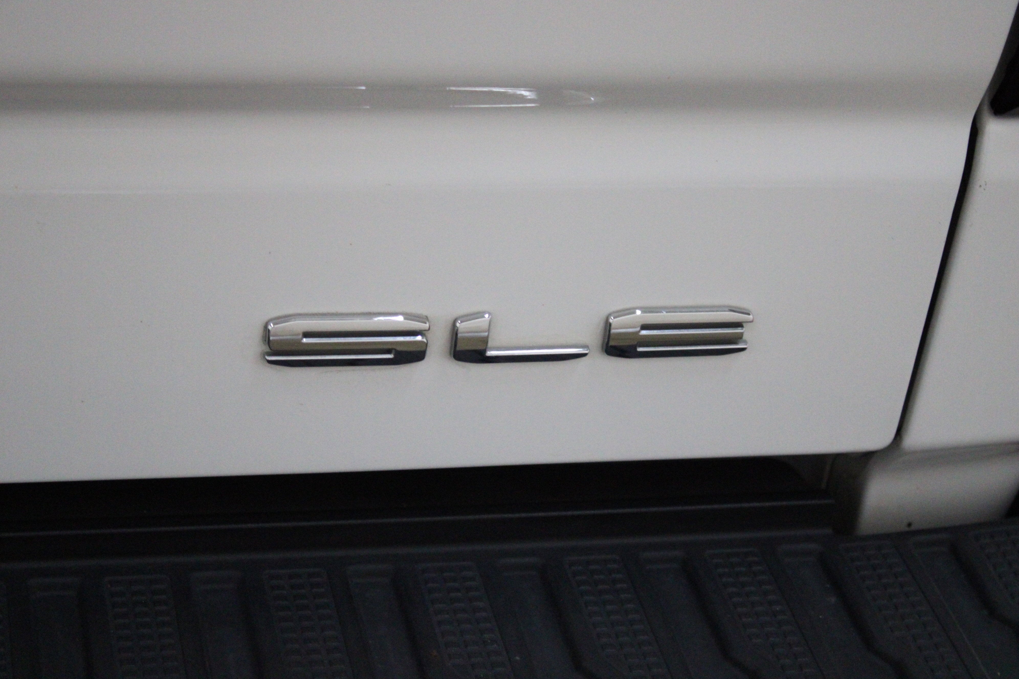 2023 GMC Sierra 1500 SLE