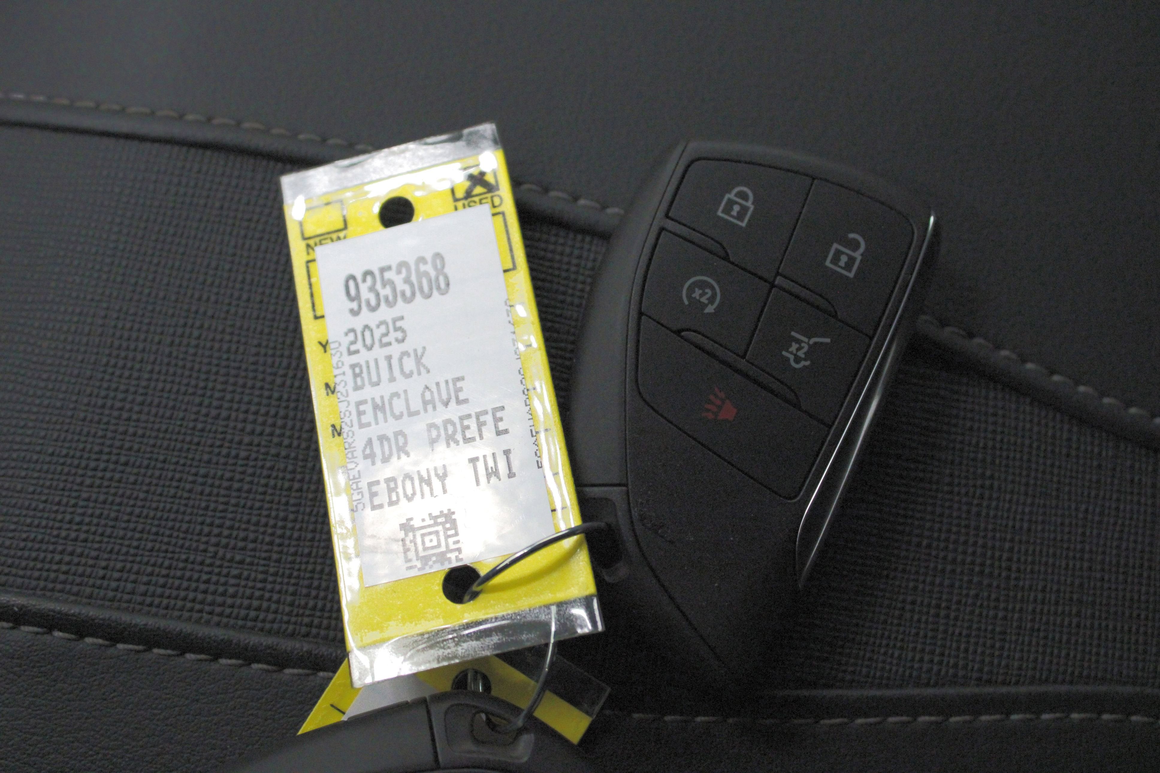 2025 Buick Enclave Preferred