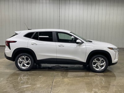 2026 Chevrolet Trax LS